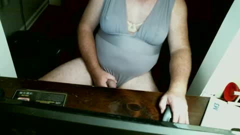 Snapshot of teddy1972 chatting on 09-11-25, 08:42 teddy1972 online show from 09-11-25, 08:42