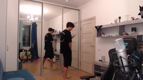 Teddy online show from 12-13-24, 03:11