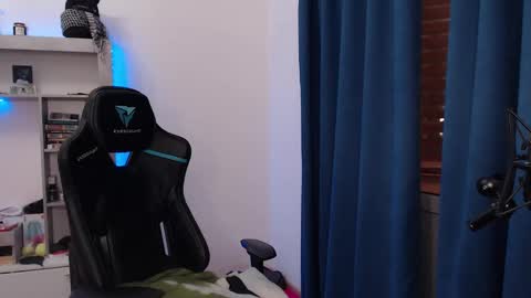 Teddy online show from 12-29-24, 06:27