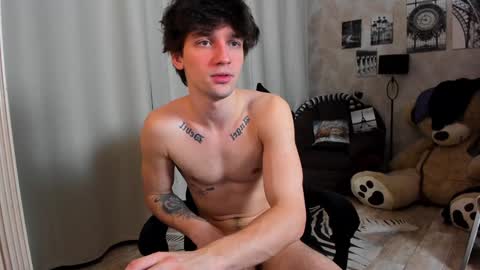 Teddy online show from 01-15-25, 04:36