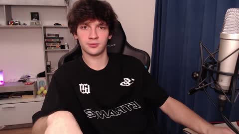 Teddy online show from 01-29-25, 05:02