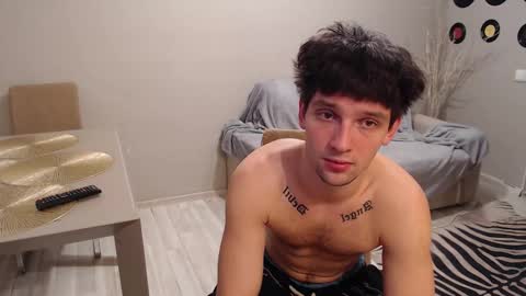 Teddy online show from 10-26-25, 08:04