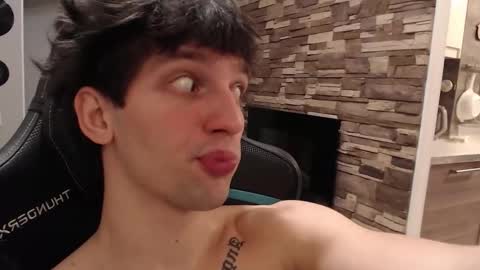 Teddy online show from 11-18-25, 02:54