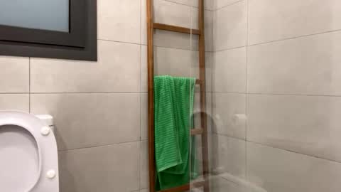 Teddy online show from 10-09-25, 06:50