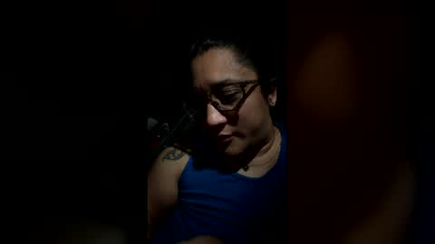 Snapshot of tee1luv chatting on 03-09-26, 04:38 tee1luv online show from 03-09-26, 04:38