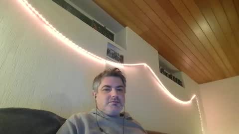 Peter online show from 02-08-25, 04:25