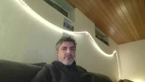 Peter online show from 02-18-25, 01:10