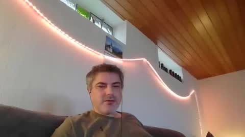 Peter online show from 02-22-25, 02:41