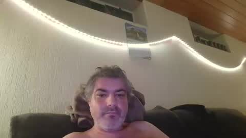 Peter online show from 11-26-25, 10:22