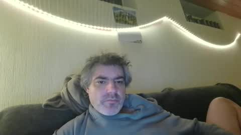 Peter online show from 02-05-26, 01:10