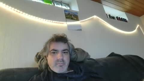 Peter online show from 02-10-26, 01:26