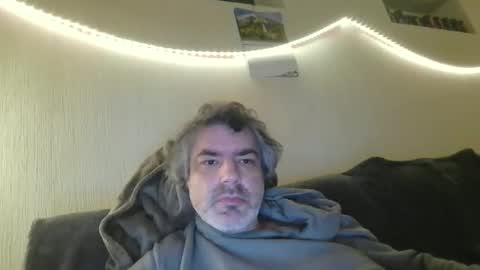 Peter online show from 03-10-26, 03:11