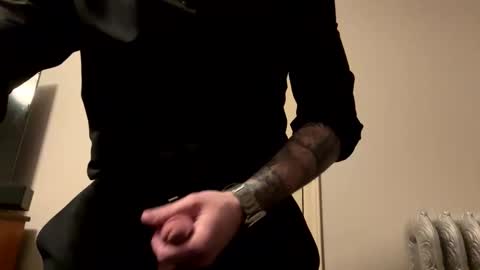 Twizzler online show from 02-16-25, 06:21