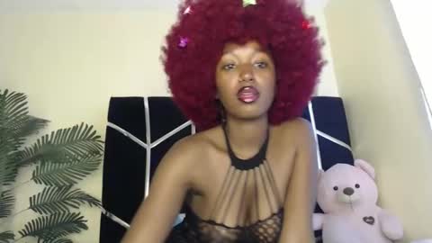 Snapshot of teelouh chatting on 03-29-26, 09:42 Kittie online show from 03-29-26, 09:42