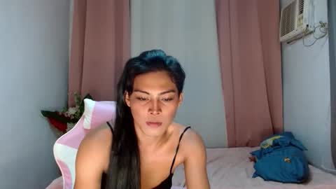 Snapshot of teffi_morgan chatting on 05-12-26, 02:25 teffi_morgan online show from 05-12-26, 02:25