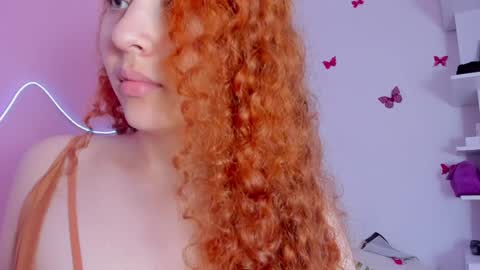 Snapshot of teffsweet18 chatting on 12-21-24, 09:36 Amy No penetration Virgiin giirl online show from 12-21-24, 09:36