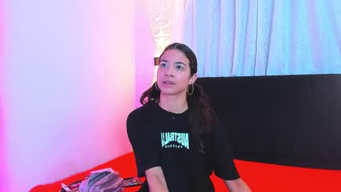 tefi smit online show from 04-18-26, 06:12