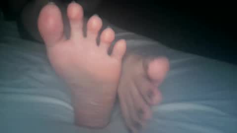 Snapshot of telegram1030 chatting on 11-04-25, 03:05 Viv West online show from 11-04-25, 03:05