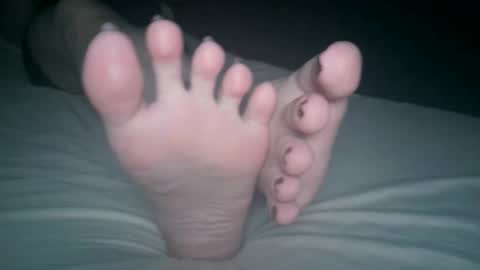 Snapshot of telegram1030 chatting on 11-24-25, 03:50 Viv West online show from 11-24-25, 03:50