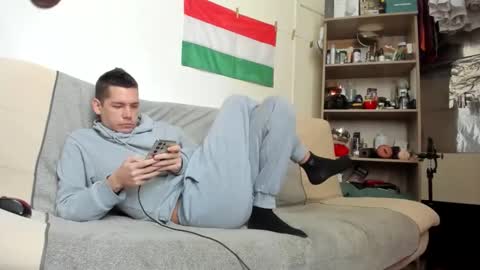 Snapshot of telepaticman chatting on 01-08-26, 12:29 Virg Lszl online show from 01-08-26, 12:29