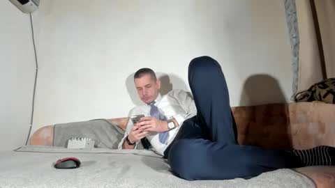 Snapshot of telepaticman chatting on 02-13-26, 12:23 Virg Lszl online show from 02-13-26, 12:23