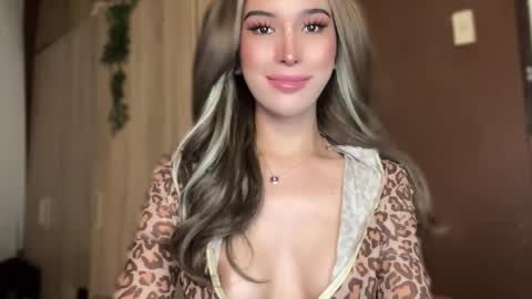 Snapshot of temptationofsex chatting on 03-11-25, 12:33 EVA GLASSCOTT online show from 03-11-25, 12:33