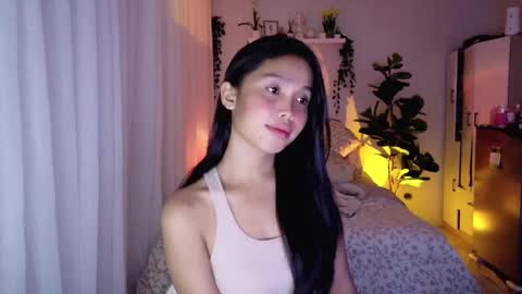 temptessa20 online show from 10-31-25, 04:13