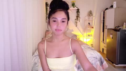 temptessa20 online show from 11-04-25, 11:48