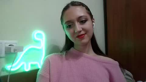 Snapshot of temptingvision chatting on 03-09-25, 05:28 temptingvision online show from 03-09-25, 05:28