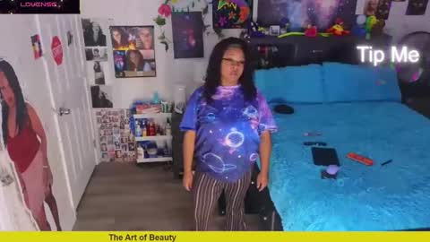 Gaia online show from 11-25-25, 05:29