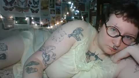 temptresschey444 online show from 03-05-26, 03:08