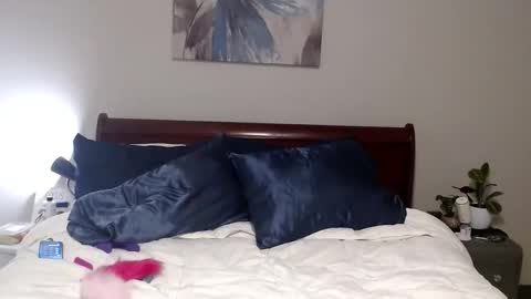 Temptriss69 online show from 12-04-25, 12:03