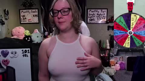 Snapshot of ten_tickle_pixie chatting on 02-12-25, 07:24 Pixie and Tentacle Overlord online show from 02-12-25, 07:24