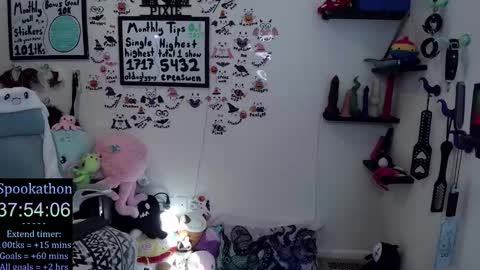 Snapshot of ten_tickle_pixie chatting on 10-31-25, 10:11 Pixie and Tentacle Overlord online show from 10-31-25, 10:11