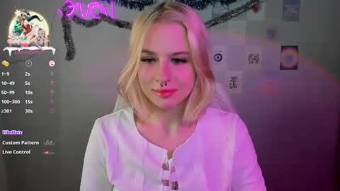  Sue  online show from 12-28-24, 01:49