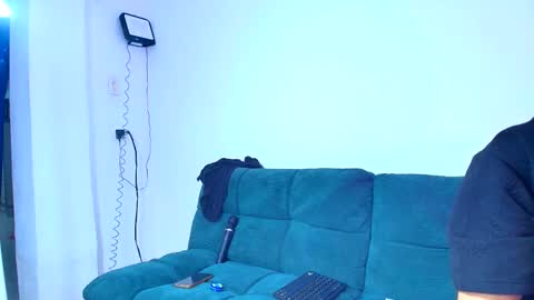 tender_dust online show from 02-22-25, 04:07