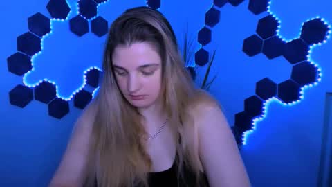 ur Louise online show from 02-26-26, 09:14