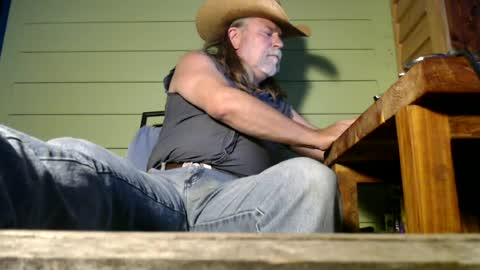 Tennredneck online show from 06-29-26, 01:34