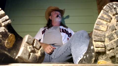 Tennredneck online show from 07-26-26, 03:14