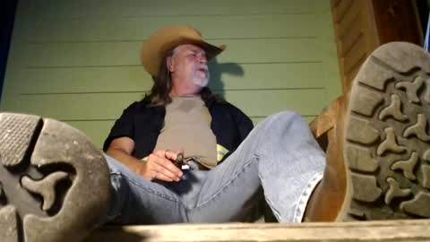 Tennredneck online show from 07-28-26, 02:40