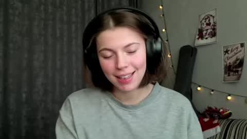 Anny Simpson online show from 01-12-26, 06:07