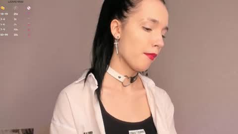 Caroline online show from 06-08-26, 05:24