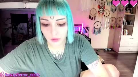 CRY BABY online show from 05-16-26, 11:03