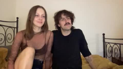 Snapshot of terry_and_elanor chatting on 11-26-25, 02:56 terry and elanor online show from 11-26-25, 02:56