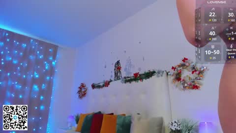 Snapshot of tesalune chatting on 01-08-25, 05:05 Tessa online show from 01-08-25, 05:05
