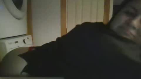 Snapshot of tesla1414 chatting on 11-01-25, 02:57 TESLAA online show from 11-01-25, 02:57