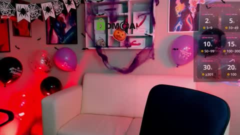 Snapshot of tessa_hit chatting on 10-25-25, 09:50 Tessa online show from 10-25-25, 09:50