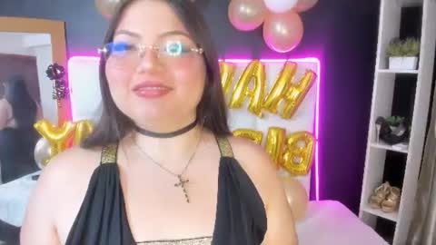 Snapshot of tessa_sinclaire chatting on 07-27-26, 10:28 TERESA online show from 07-27-26, 10:28