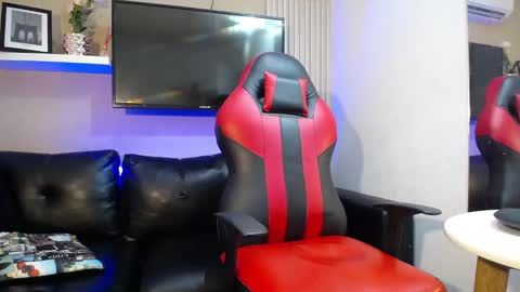 Snapshot of tessachains chatting on 01-06-26, 01:59 tessachains online show from 01-06-26, 01:59