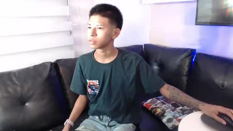 Snapshot of tessachains chatting on 01-09-26, 04:10 tessachains online show from 01-09-26, 04:10